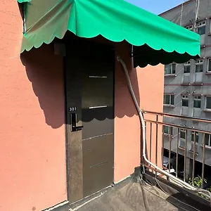 首尔站r旅馆 招待所